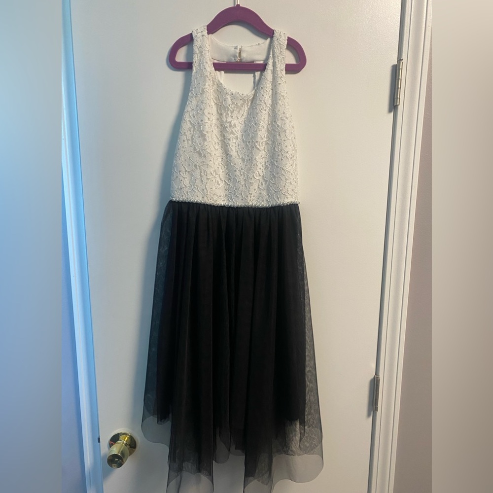 Girls dress